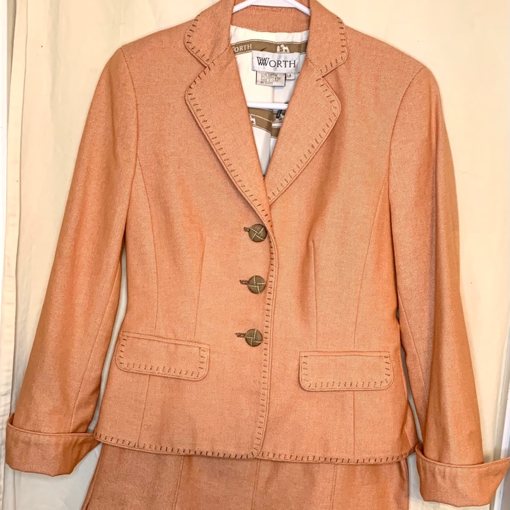 Worth Suit - Picture 2 of 14